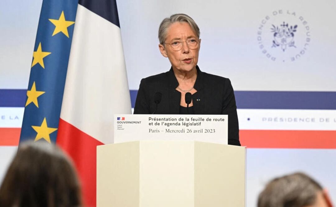 La Primera Ministra Elisabeth Borne presenta la hoja de ruta del Gobierno tras el Consejo de Ministros celebrado en el Palacio del Elíseo el 26 de abril de 2023 en París. Foto: Ilustrativa. AFP