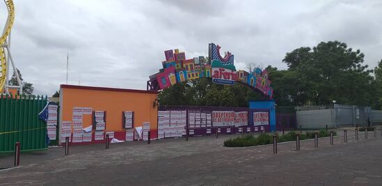 Comerciantes y visitantes lamentan cierre del parque