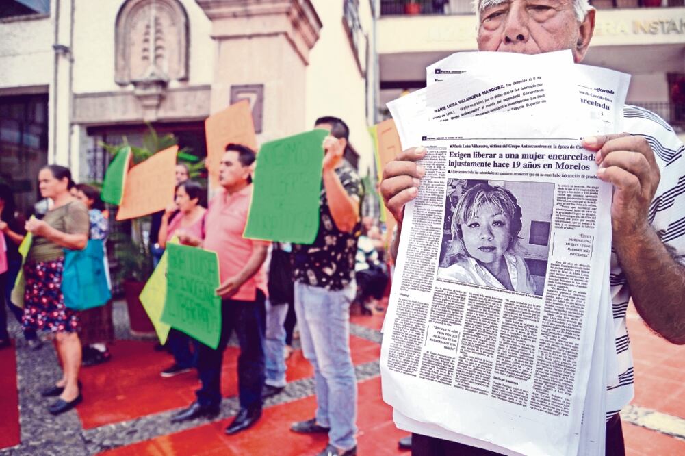 Familiares y amigos de la señora María Luisa Villanueva exigen que sea liberada después de casi dos décadas de estar recluida en el penal de Atlacholoaya; aseguran que las autoridades cometieron un error (TONY RIVERA. EL UNVIERSAL)