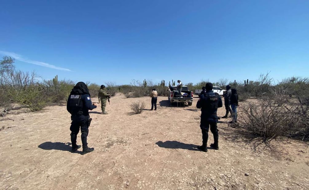 El sujeto fue localizado la mañana de este miércoles mientras se encontraba huyendo en una zona de monte en las inmediaciones de un rancho en la localidad de San Juan de Los Planes.
Foto: Especial.