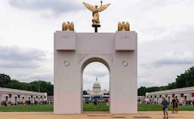 Trump anuncia que el Arco del Triunfo será un complejo militar; será el más grandioso del mundo con drones y francotiradores