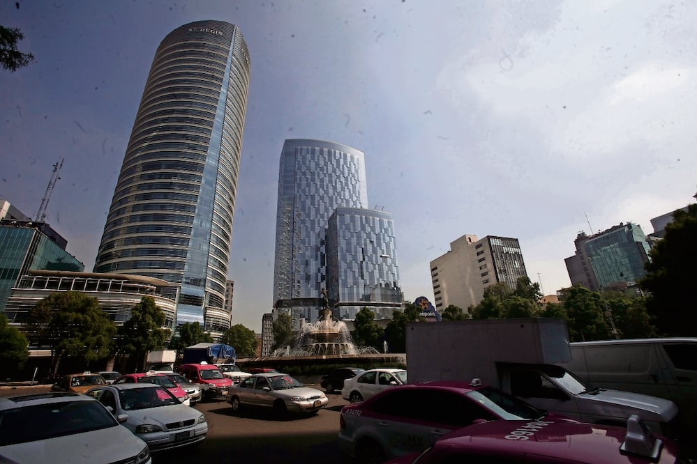 Entre enero y marzo se rentaron 43 mil 876 metros cuadrados de oficinas clase A en la CDMX, reportan.  Foto Archivo / EL UNIVERSAL