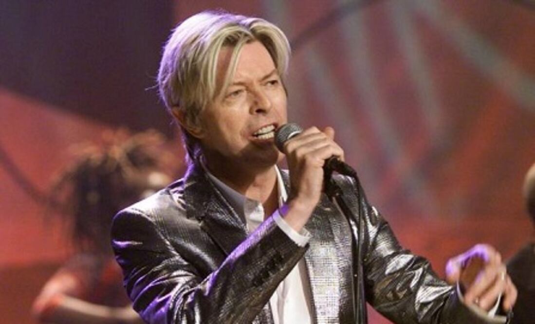 Stephen Hawking y David Bowie, en un día como hoy