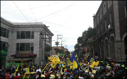 Barras del futbol mexicano se unen por México