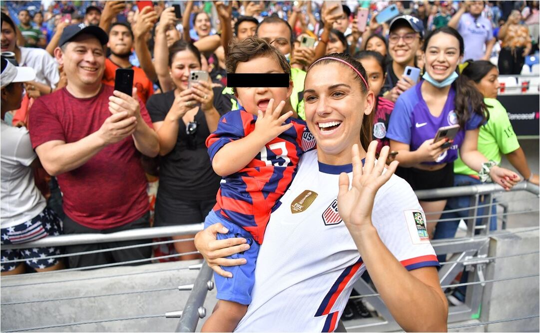 VIDEO: Alex Morgan cumple el sueño del pequeño fan en Monterrey / FOTO: IMAGO7