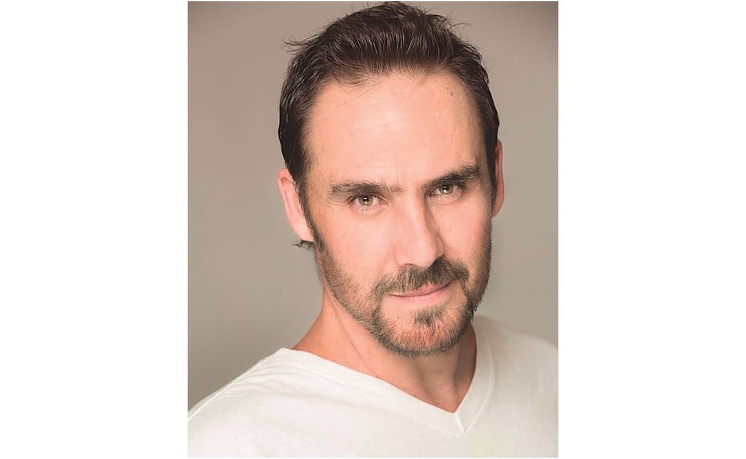 Vende paellas en lo que pasa la cuarentena. CORTESÍA