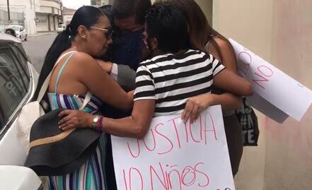 Presunto violador de niños en kinder de Tultitlán se escondía en el baño con máscara de conejo: padres de familia