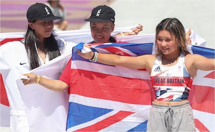 Niñas de 12 y 13 años suben al podio en el skate Olímpico