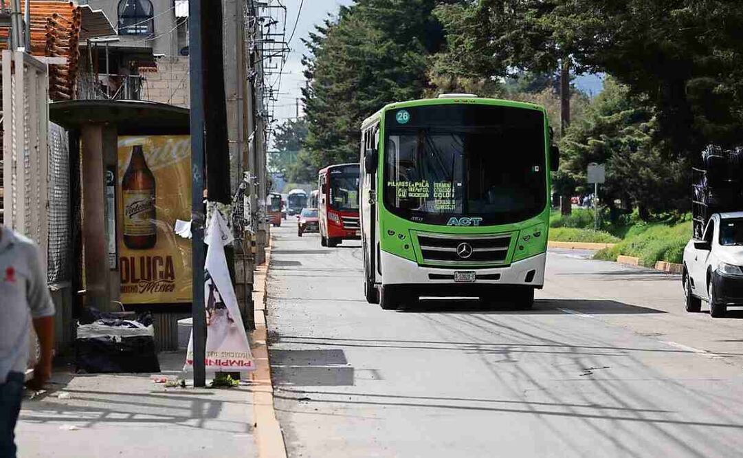 Autoridades reciben 3 denuncias al mes por asaltos en Tollocan. Foto: Alejandro Vargas / EL UNIVERSAL