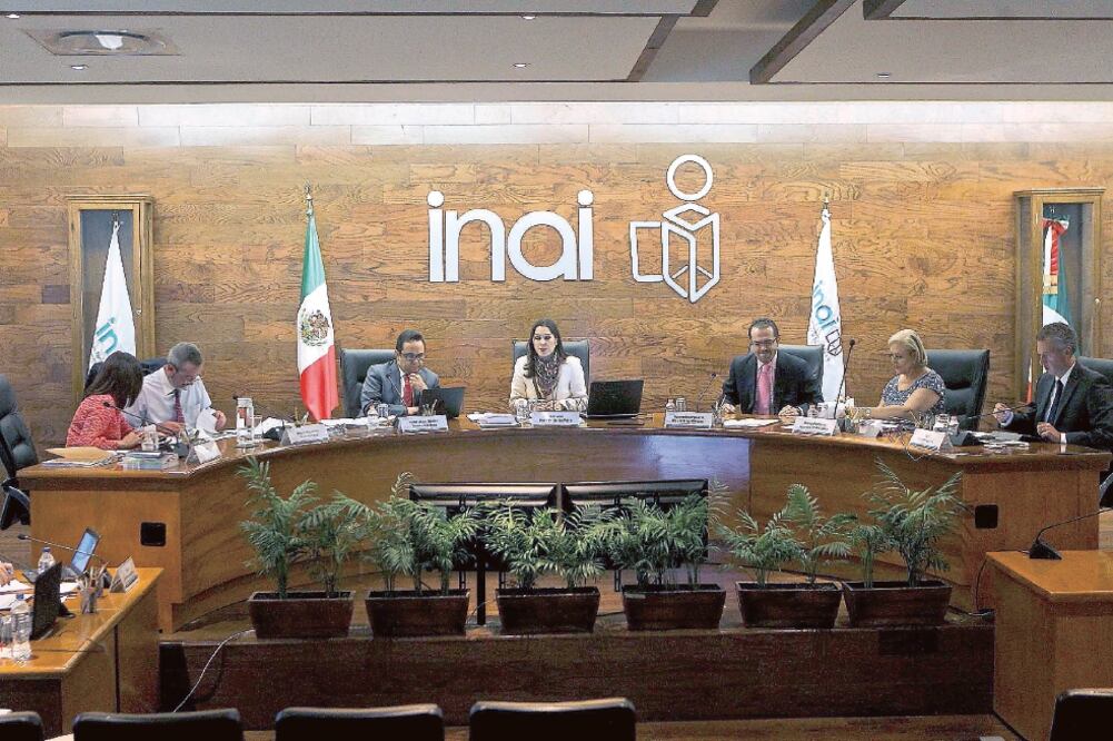 El Inai informa que los sectores de servicios financieros y seguros, información en medios masivos y educativos acumulan más multas (ARCHIVO EL UNIVERSAL)