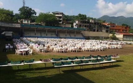 Senador electo alquila estadio para casarse en SLP