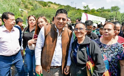 Inician construcción del camino hacia Torrecitas