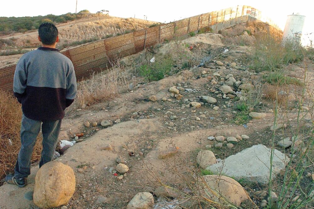 El jefe de gobierno dio a conocer que en los próximos días se reunirá con el alcalde de Chicago para analizar posibles acciones a favor de los connacionales (ACHIVO EL UNIVERSAL)