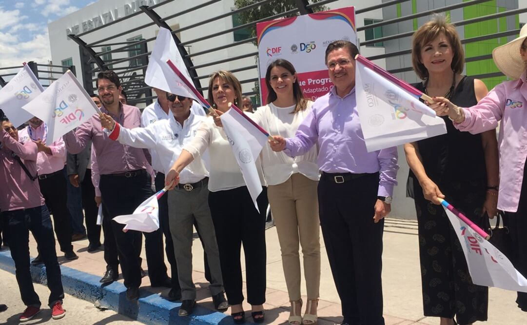 Entrega DIF unidades adaptadas para personas con discapacidad en Durango