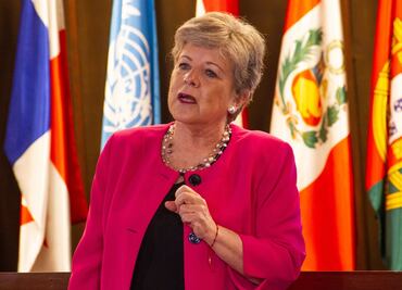 Urge nivelar cancha para países deudores; necesario renegociar o restructurar deuda: Cepal