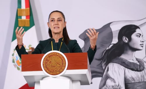 Sheinbaum Questions New York Times Report on Mexican Officials as Informants
