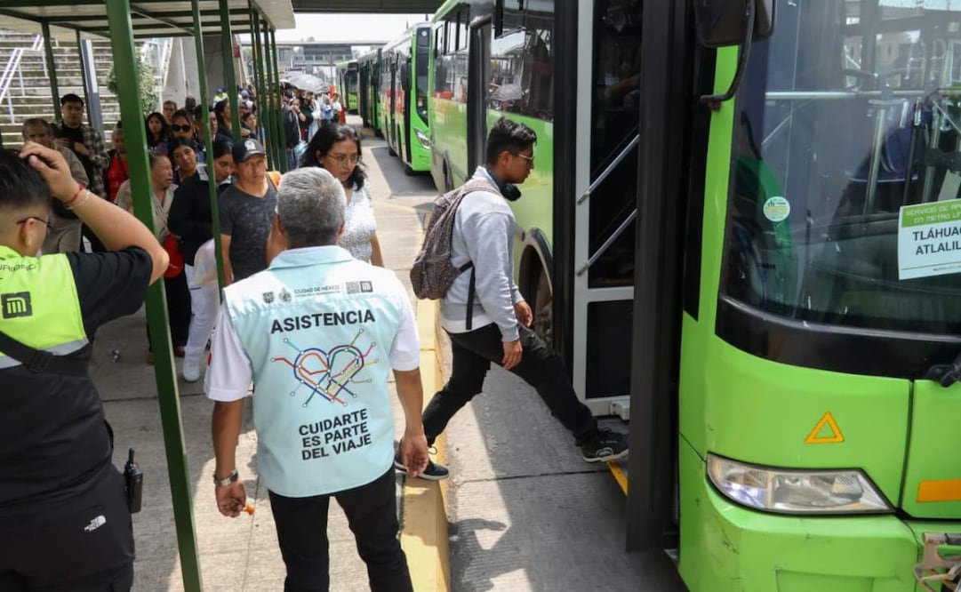 Usuarios de la Línea 12 del Metro duplican el tiempo de traslado a sus trabajos y hogares con los autobuses de RTP
(12/09/26)
Foto: Karla Guerrero / EL UNIVERSAL