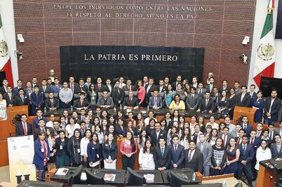 Expertos debaten en Senado sobre relevancia de oratoria