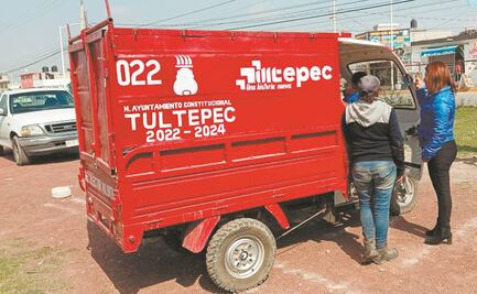 Cambian yeguas por motos para recoger basura