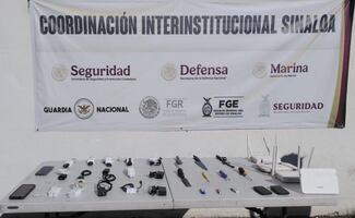 Aseguran objetos prohibidos dentro del penal de Culiacán, Sinaloa; hallan módems, bandas anchas, celulares y puntas