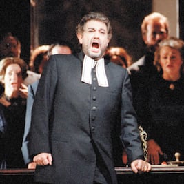 Tras acusaciones, Domingo y la Met anuncian retiro del tenor en esa casa