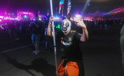 "Itatí Cantoral" y "Mil Máscaras" gozaron el Electric Daisy Carnival en Las Vegas