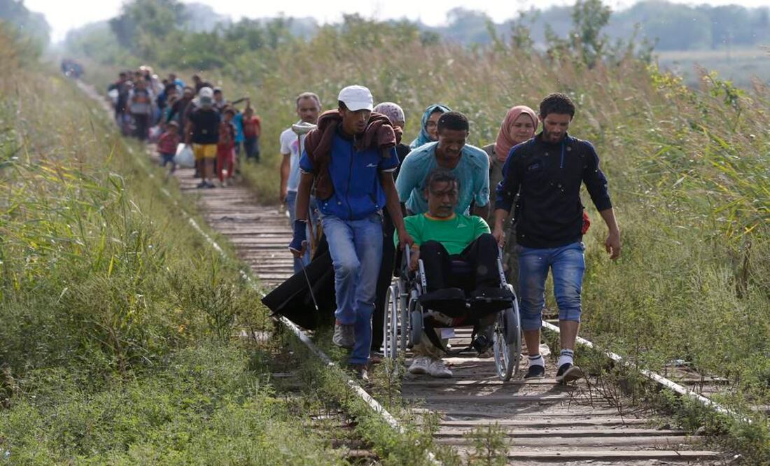La pobreza y violencia presentada en algunas partes del mundo ha hecho que los migrantes busquen alternativas para mejorar su calidad de vida. (Foto: AP)
