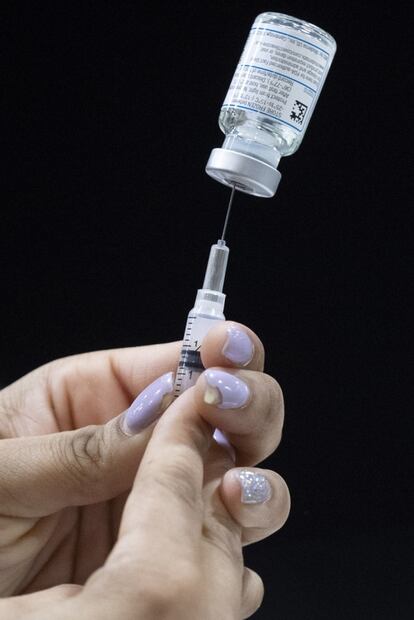 Vacuna de Moderna previene en 94% contra Covid-19; se tienen anticuerpos por 6 meses