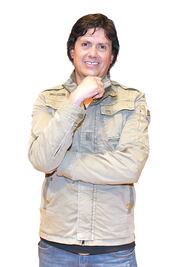 Hernández ofrece su verdad sobre Caifanes