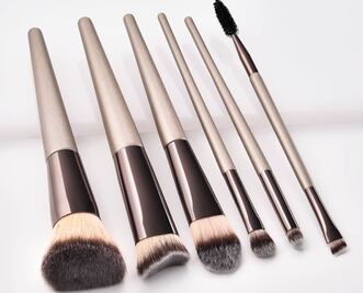 Las brochas ideales para tu rutina de maquillaje