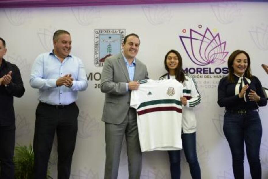 Cuauhtémoc Blanco se burla de Cruz Azul