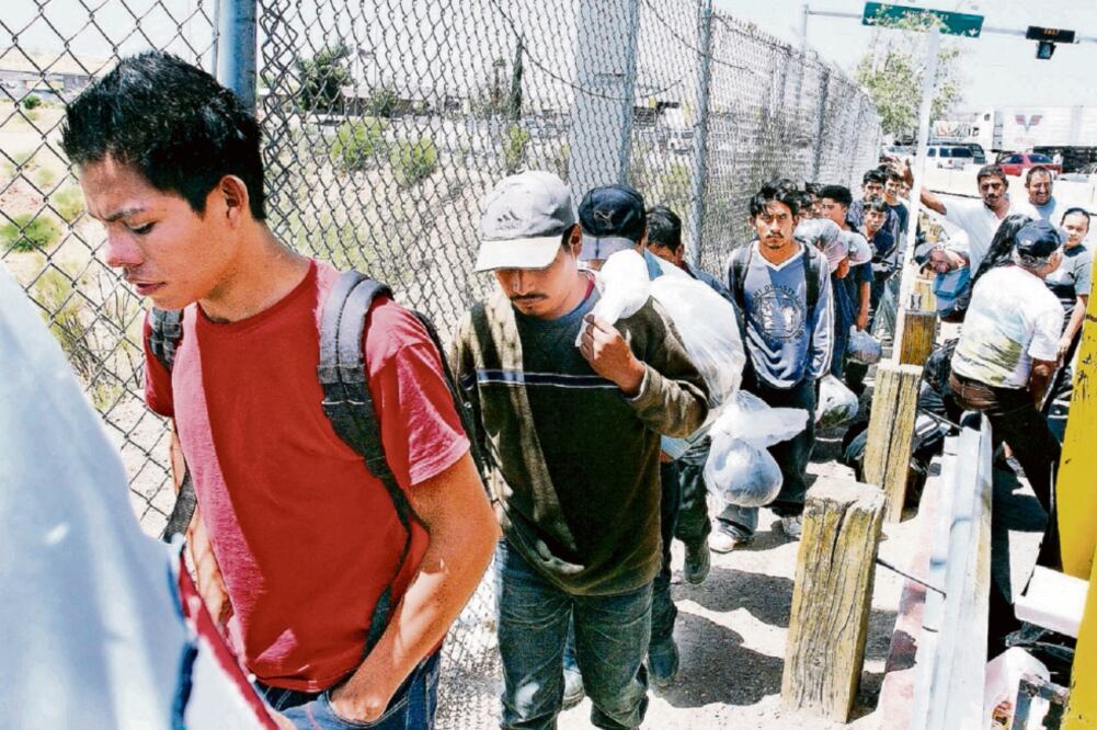 Segob asegura apoyo para paisanos que vuelvan de EU