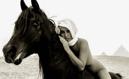 Desnudo de modelo enfurece al gobierno egipcio