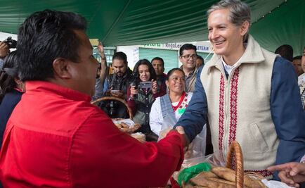 Del Mazo se compromete a apoyar a artesanos indígenas de Edomex