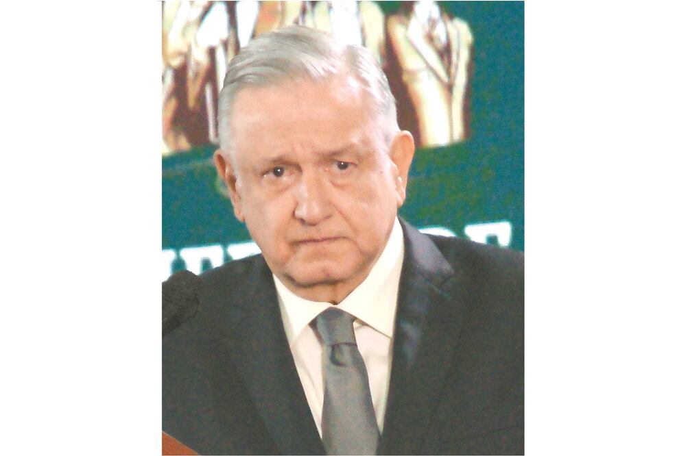 Se volcaron mientras seguían a AMLO