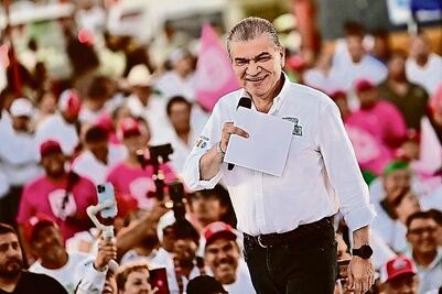 Logra escaño Riquelme, pero “le pesa como losa” la derrota