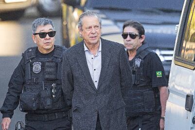 Acusan por sobornos en Brasil a ex jefe de gabinete