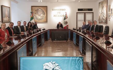 AMLO anuncia acuerdo con empresas de telefonía para llevar servicio a comunidades alejadas