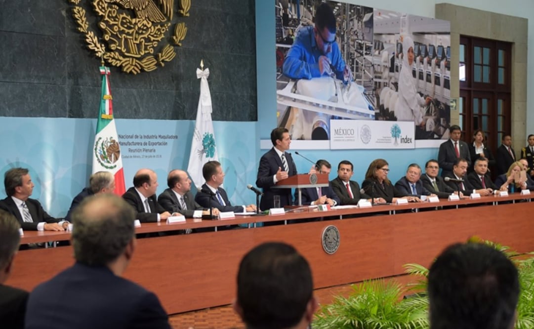 El Presidente señaló que el acuerdo con el virtual presidente electo Andrés Manuel López Obrador para hacer un frente común genera certidumbre. Foto: @PresidenciaMX   