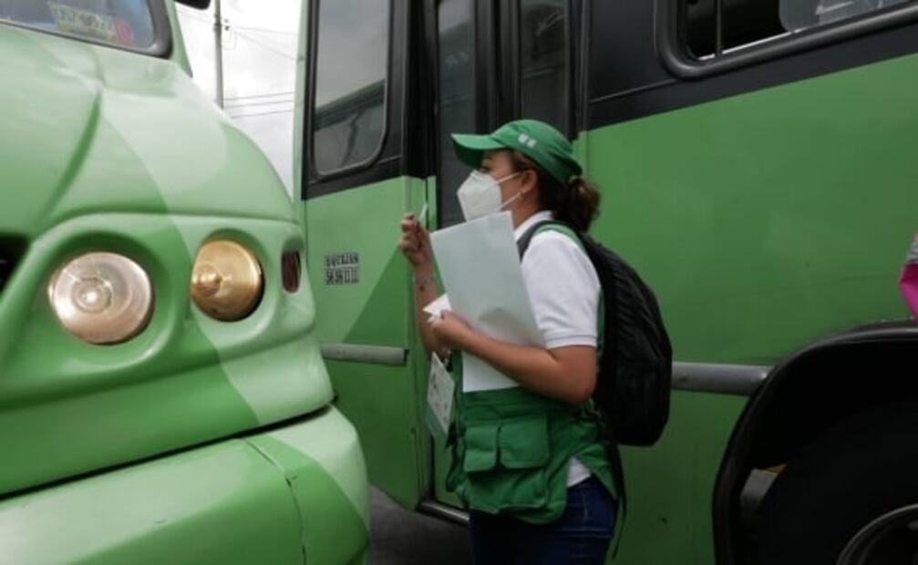 Remiten 14 unidades de la Ruta 57 al "corralón" por incumplimiento de normas en Álvaro Obregón 