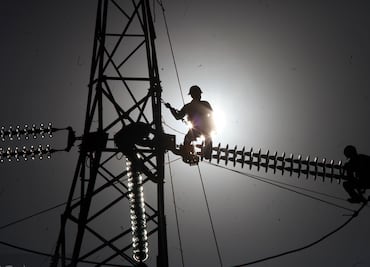 CFE ajusta tarifas eléctricas en junio