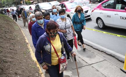Tránsito vehicular complica llegada de abuelitos a segunda dosis Covid en Álvaro Obregón
