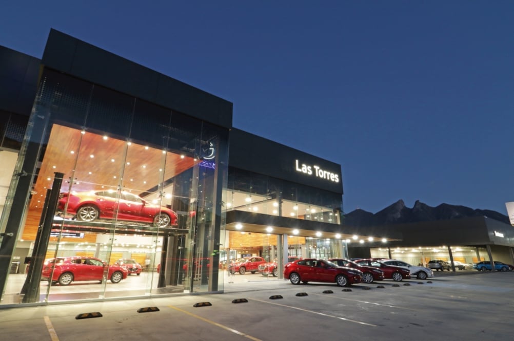 Mazda Las Torres, en Monterrey, es una de las primeras agencias remodeladas de la firma, las demás se ubican en la Ciudad de México, Metepec, Estado de México, Guadalajara, Hermosillo, Mérida y León. (CORTESÍA)