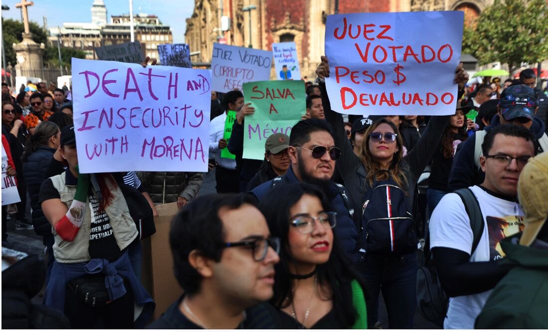 Trabajadores del PJF protestan contra la reforma judicial. Foto: Diego Simón Sánchez/EL UNIVERSAL