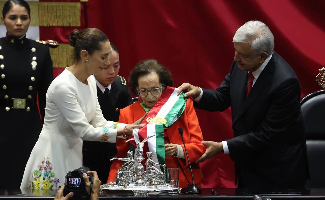 Claudia Sheinbaum rinde protesta como Presidenta de México. Foto: Diego Simón Sánchez. EL UNIVERSAL
