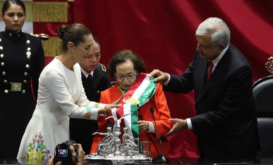 Claudia Sheinbaum rinde protesta como Presidenta de México. Foto: Diego Simón Sánchez. EL UNIVERSAL