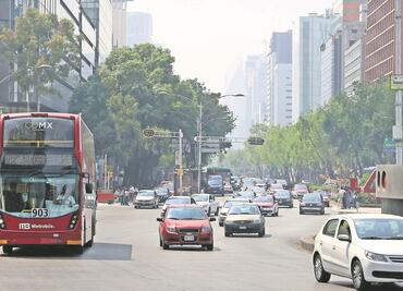 Autos con engomado azul no circulan este viernes, 22 de enero