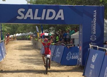 Daniela Campuzano gana oro en ciclismo de montaña