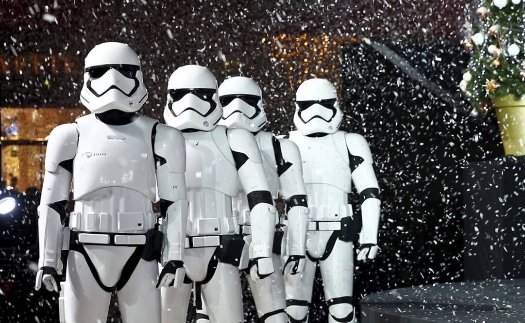 Modelos durante el lanzamiento de la campaña navideña de las galerías Lafayette en París. Fotografía de Reuters