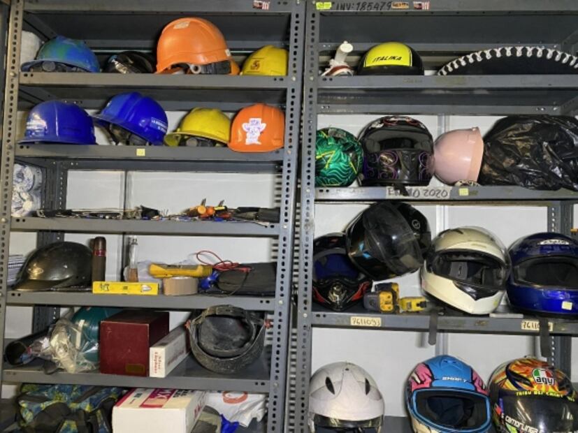 ¿Qué pasa con los objetos tirados en la vías del Metro?; han hallado almohadas, patinetas, bocinas...